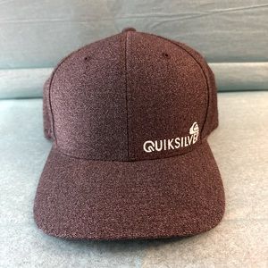 Quicksilver dark gray hat L/XL